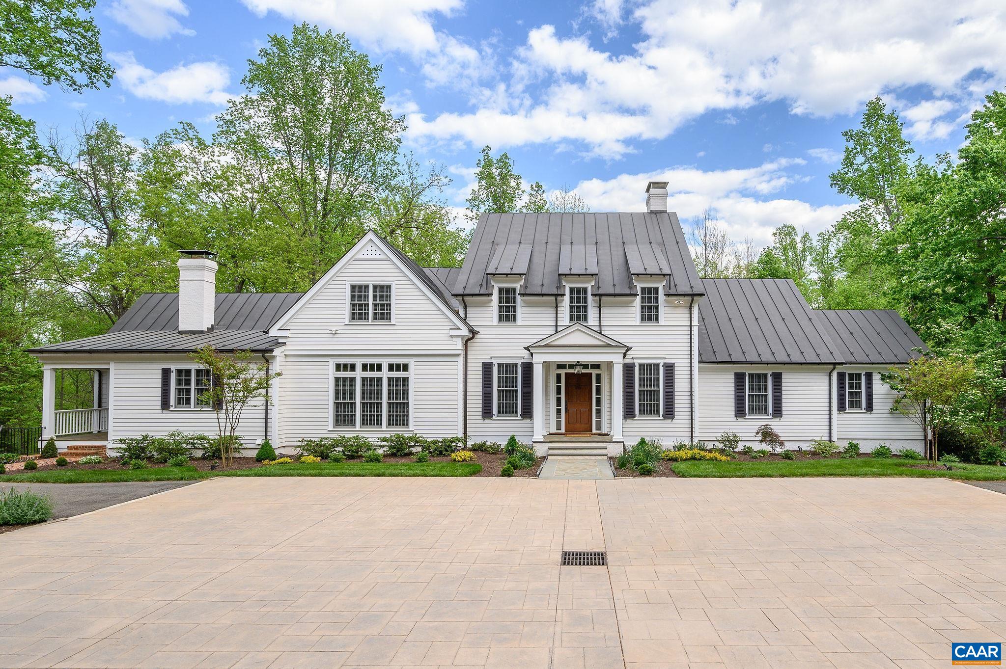 2440 NORTH DOGWOOD LN