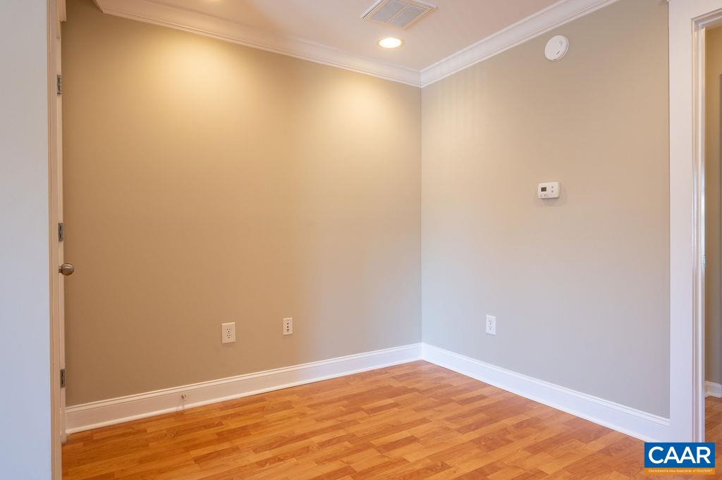 1635 ELMWOOD CT Unit: 202