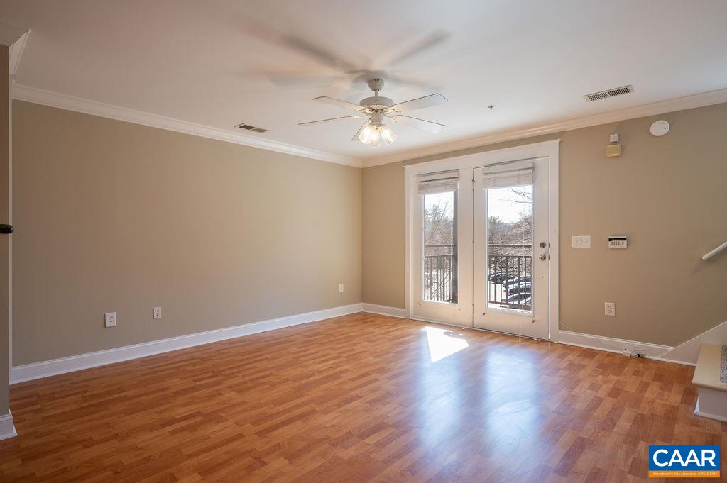 1635 ELMWOOD CT Unit: 202
