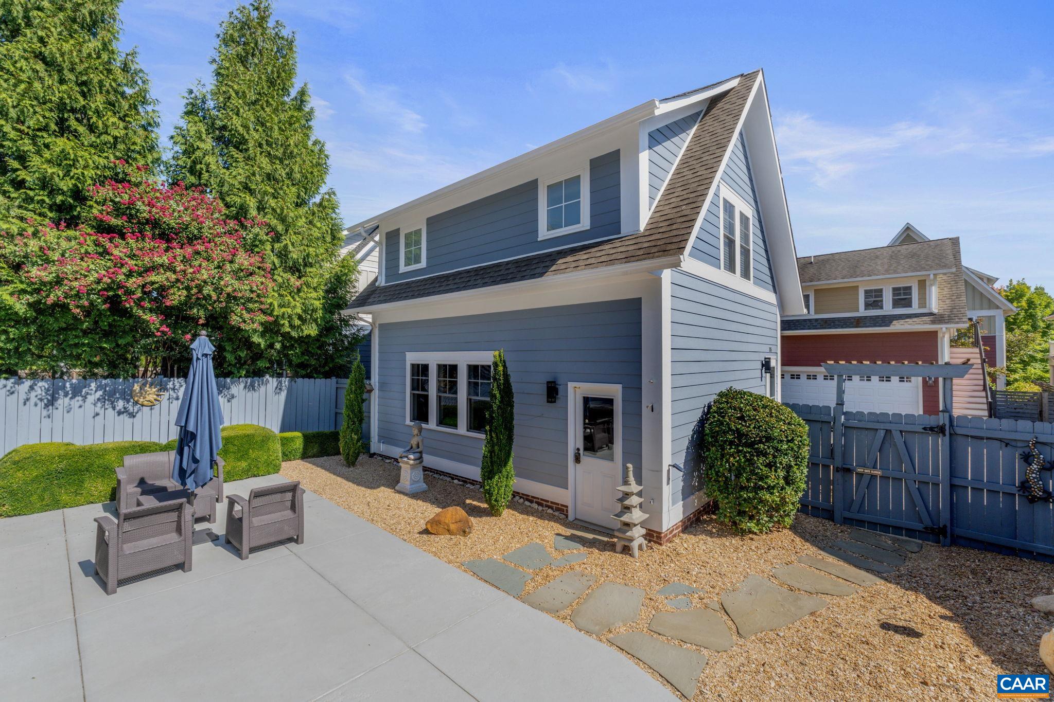 664 TYREE LN