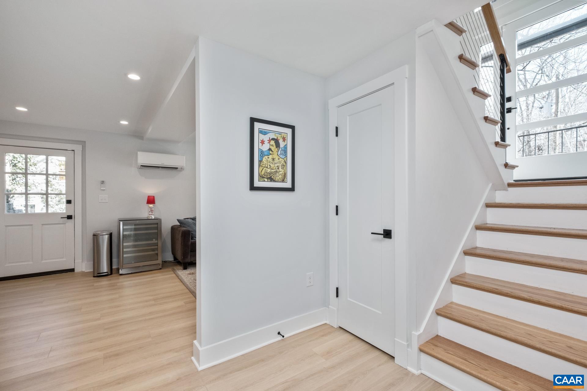 1315 ROSE HILL DR