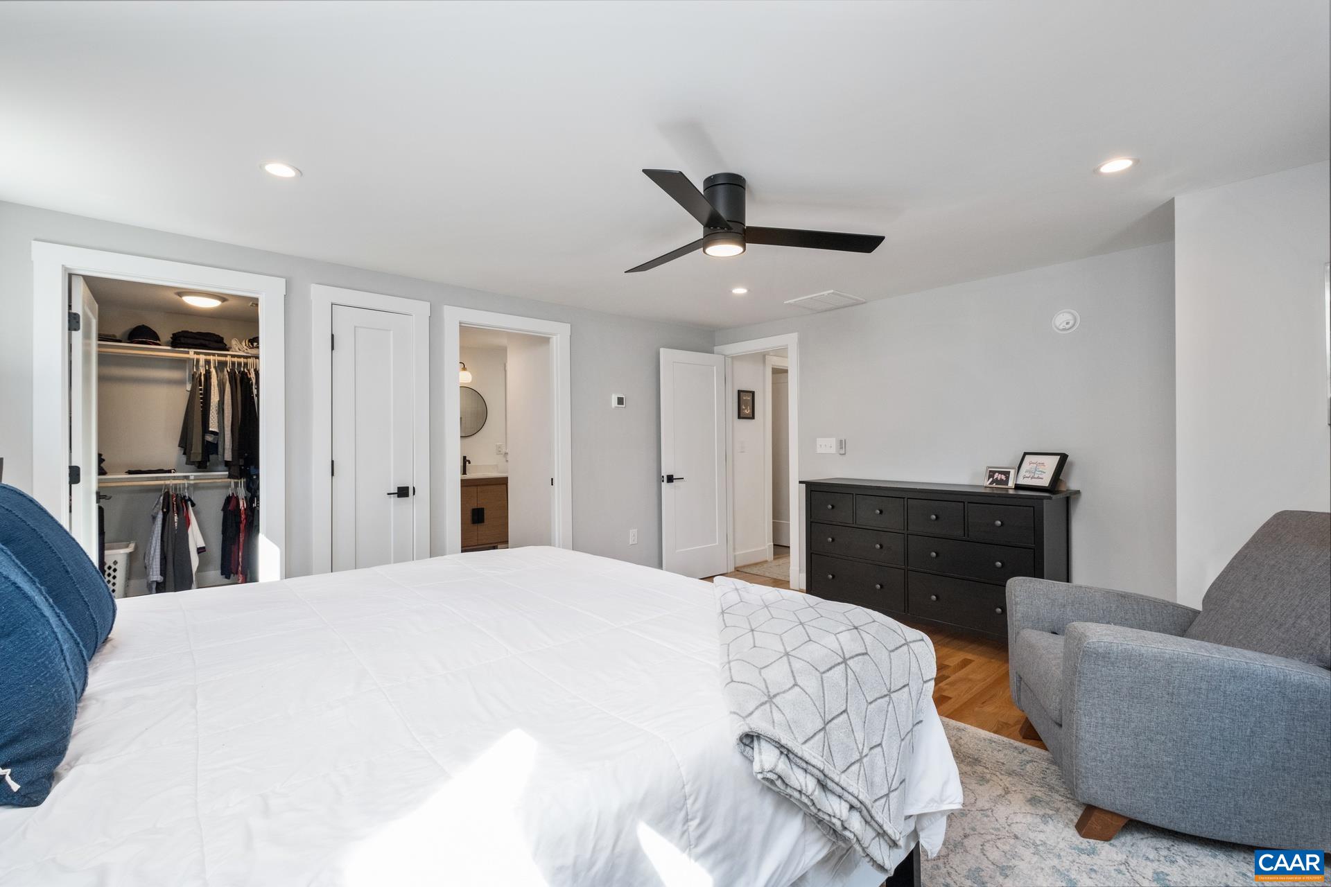 1315 ROSE HILL DR