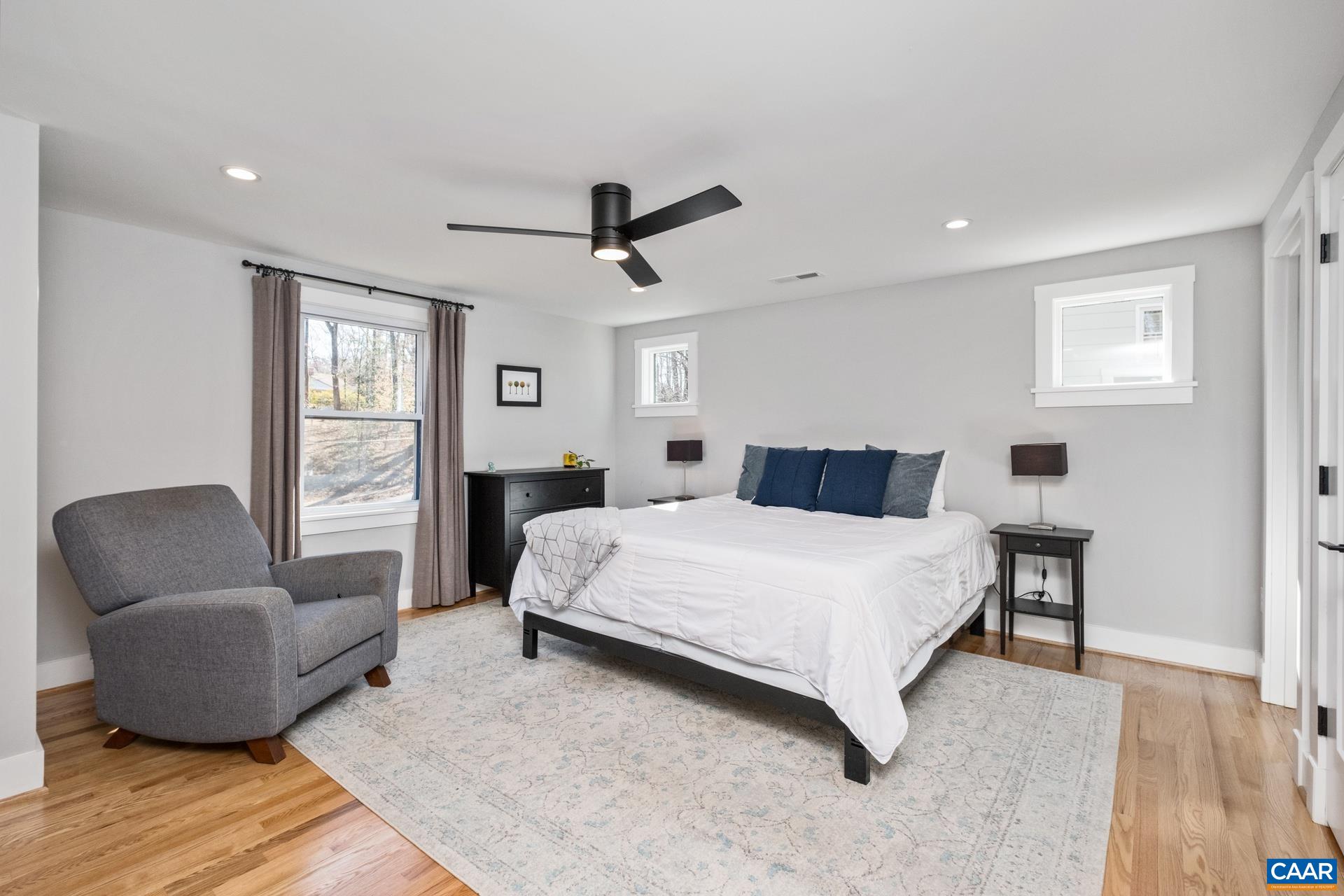 1315 ROSE HILL DR