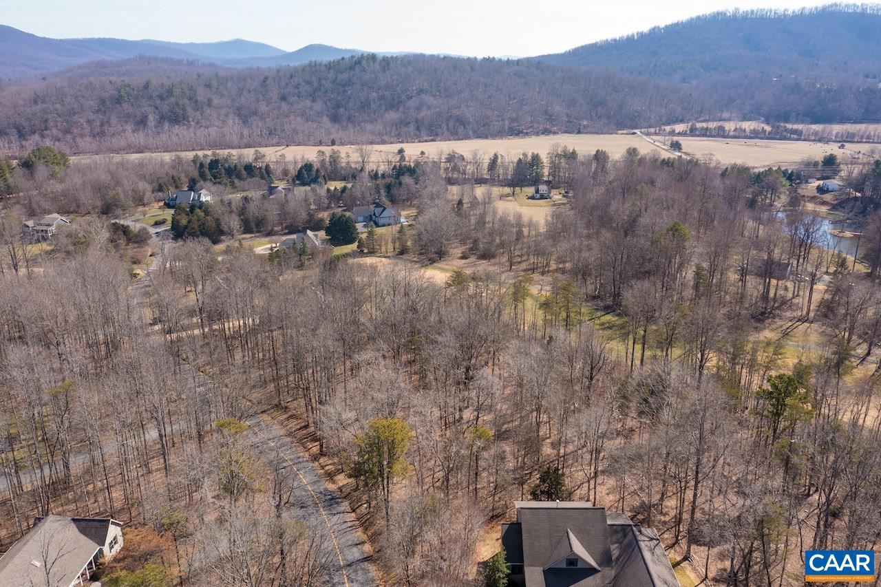 914 STONEY CREEK EAST