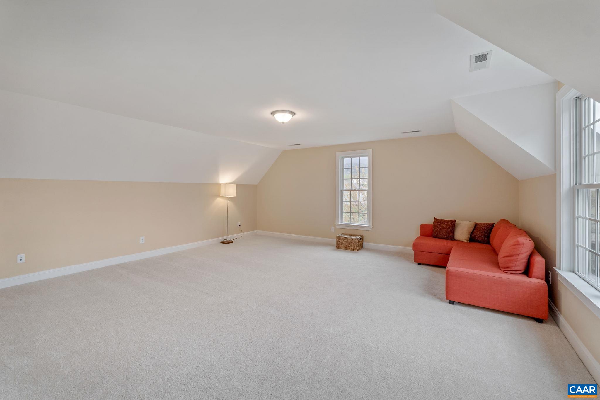 6658 WELBOURNE LN