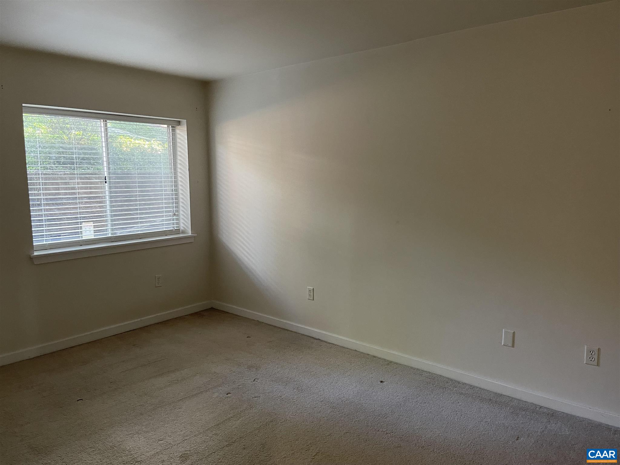 1604 MONTICELLO AVE Unit: d