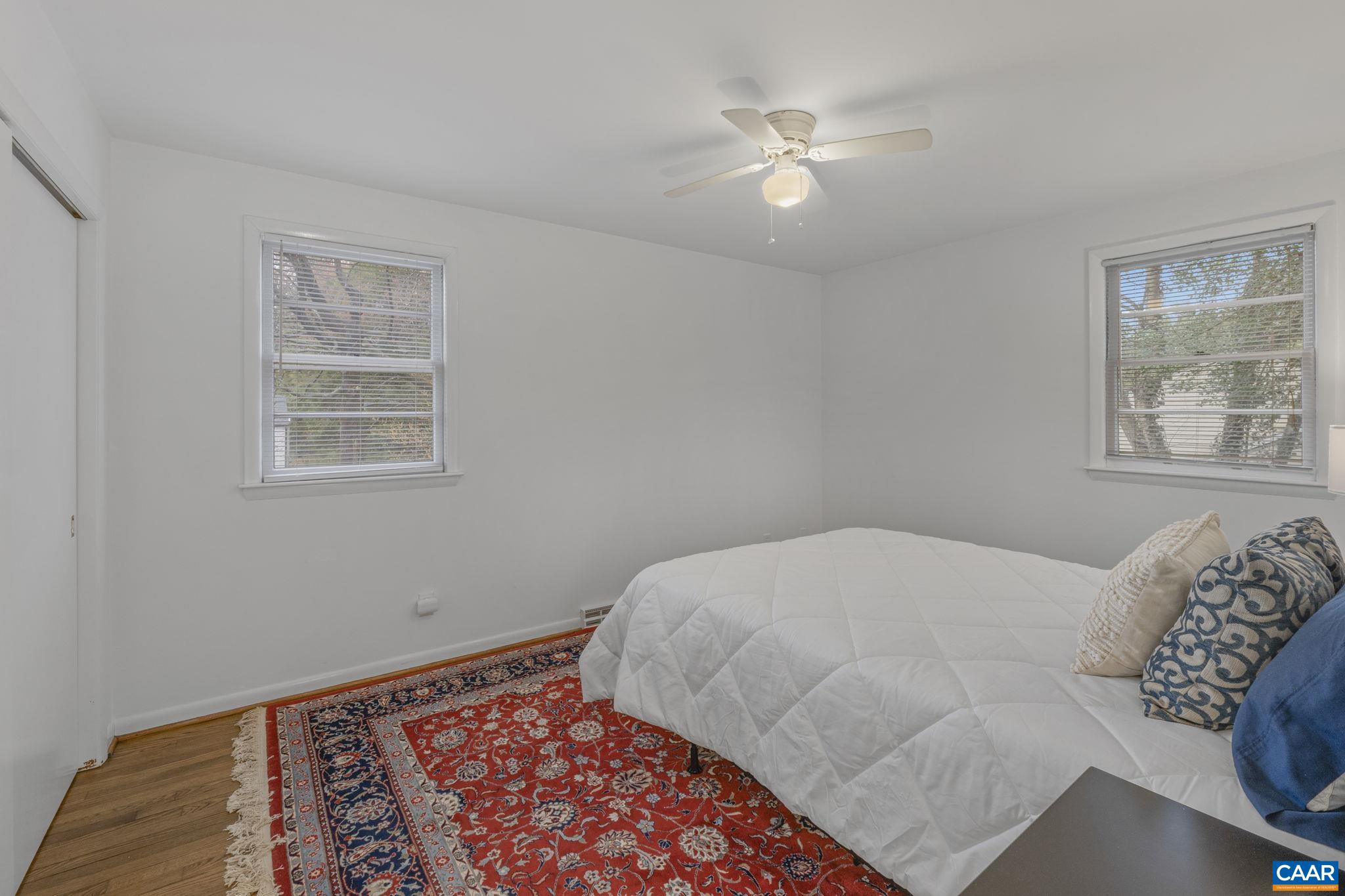 1429 RUGBY AVE