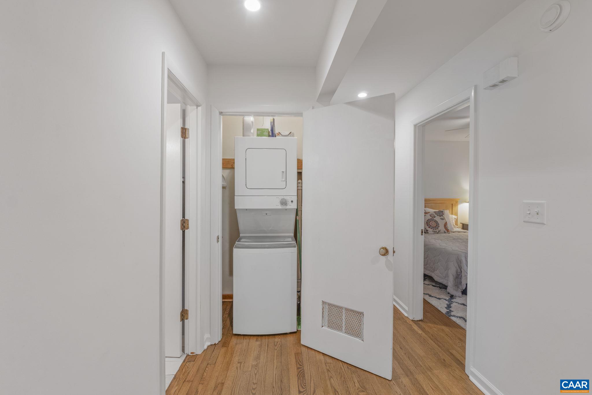 1429 RUGBY AVE