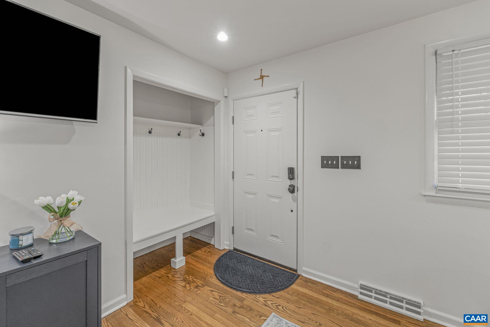 1429 RUGBY AVE