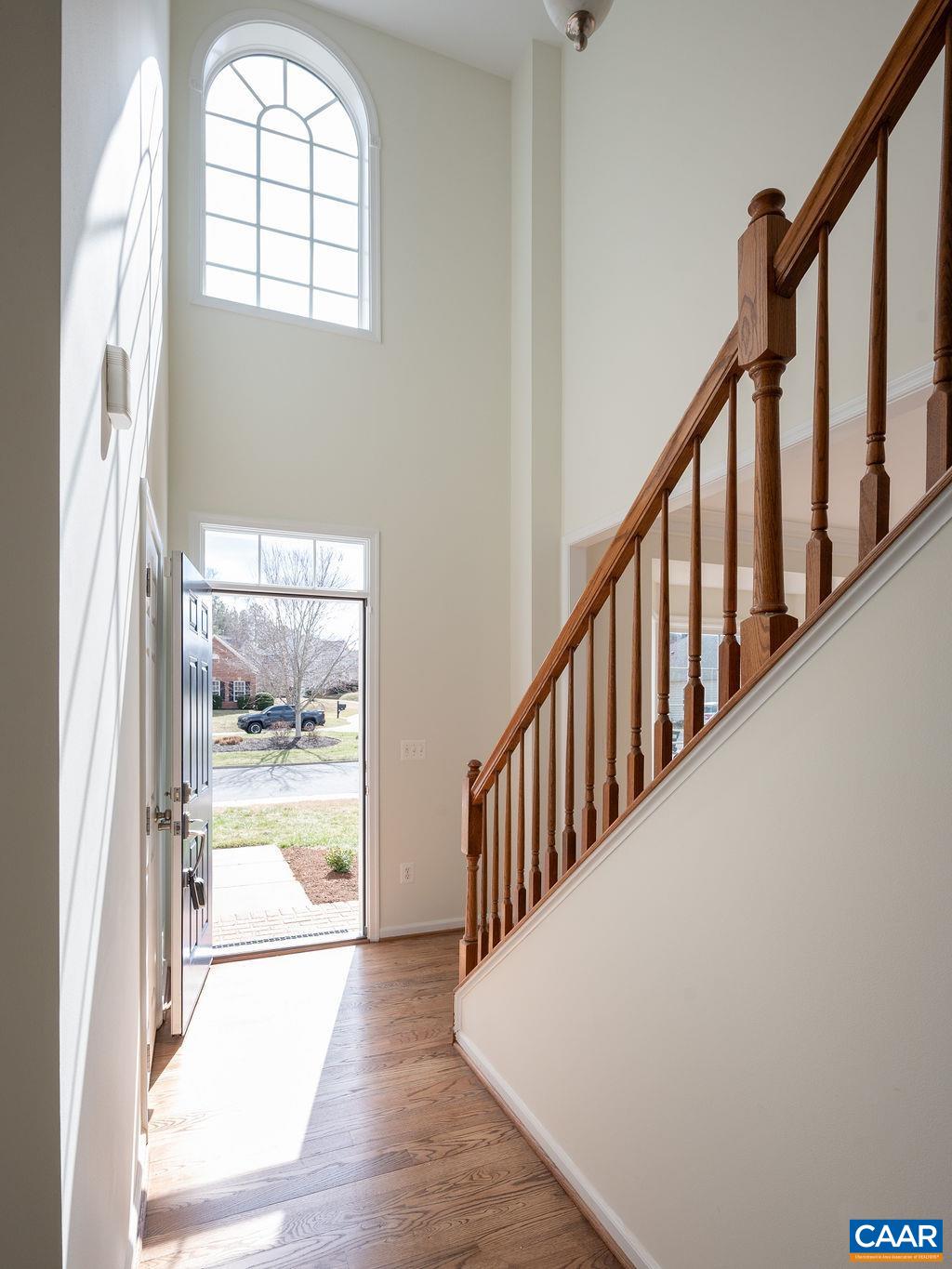 9 LAUREL OAK CT