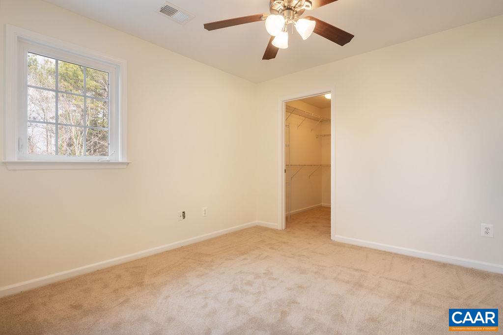 9 LAUREL OAK CT