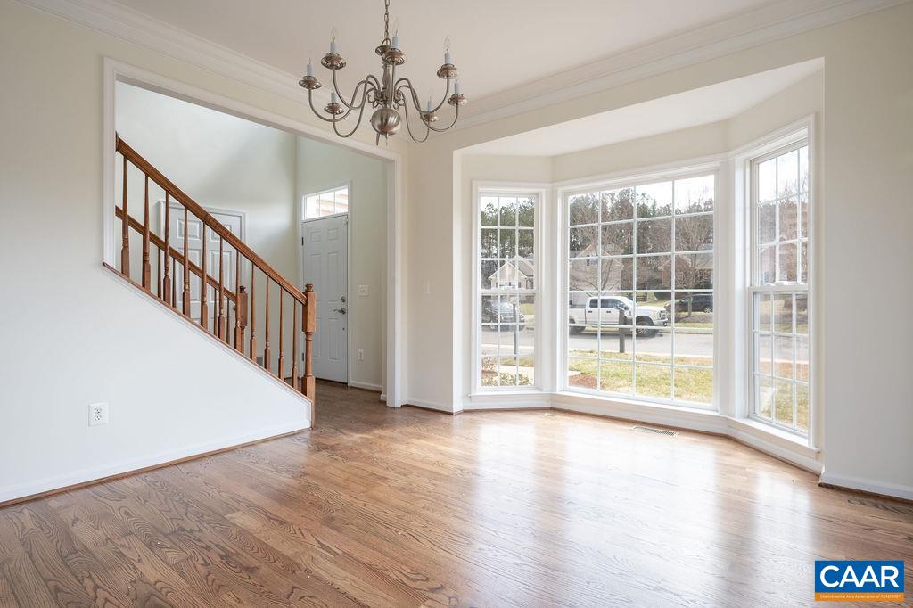 9 LAUREL OAK CT