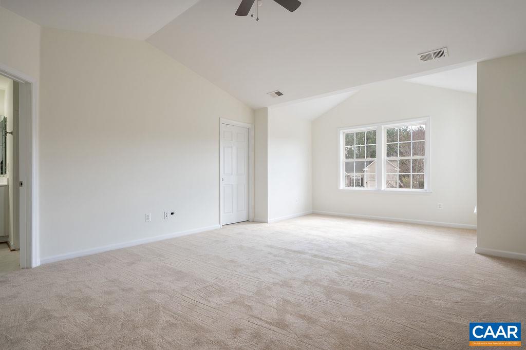 9 LAUREL OAK CT
