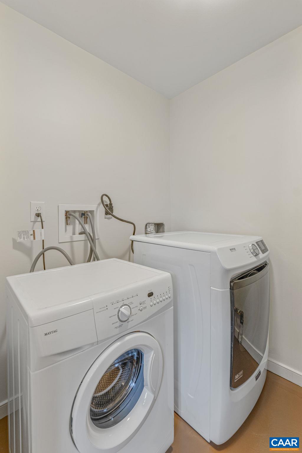 111 RIVERBLUFF CIR