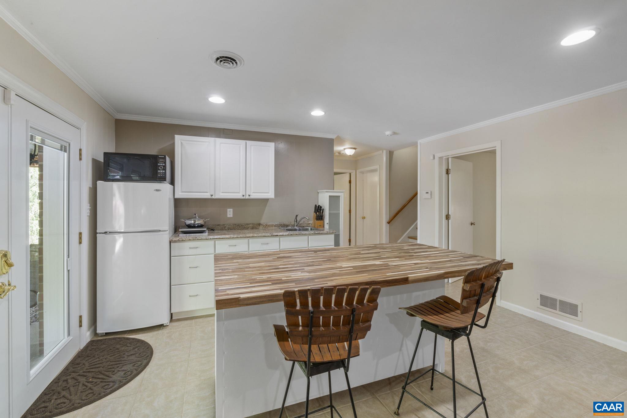 3511 MARLBORO CT