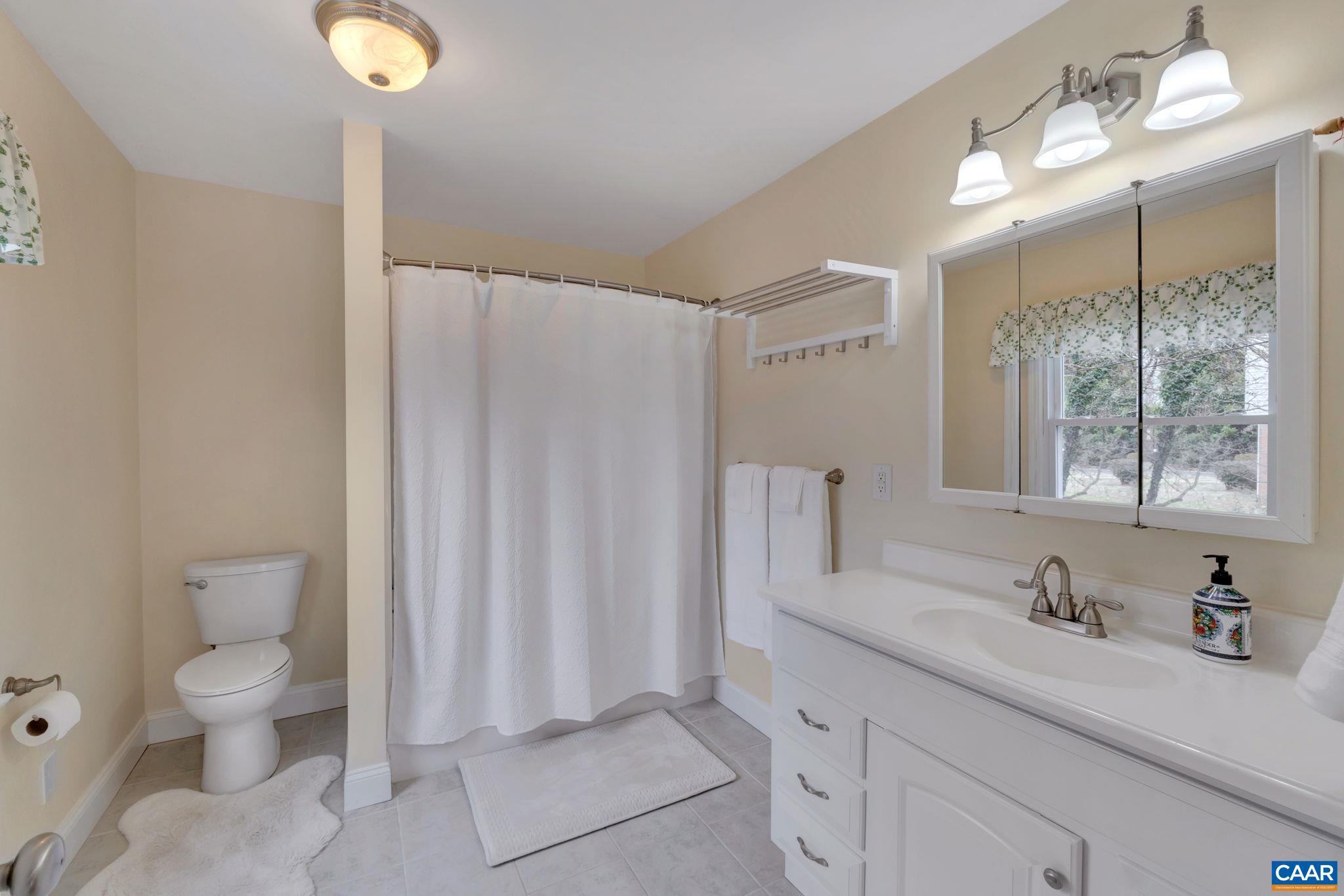 3511 MARLBORO CT