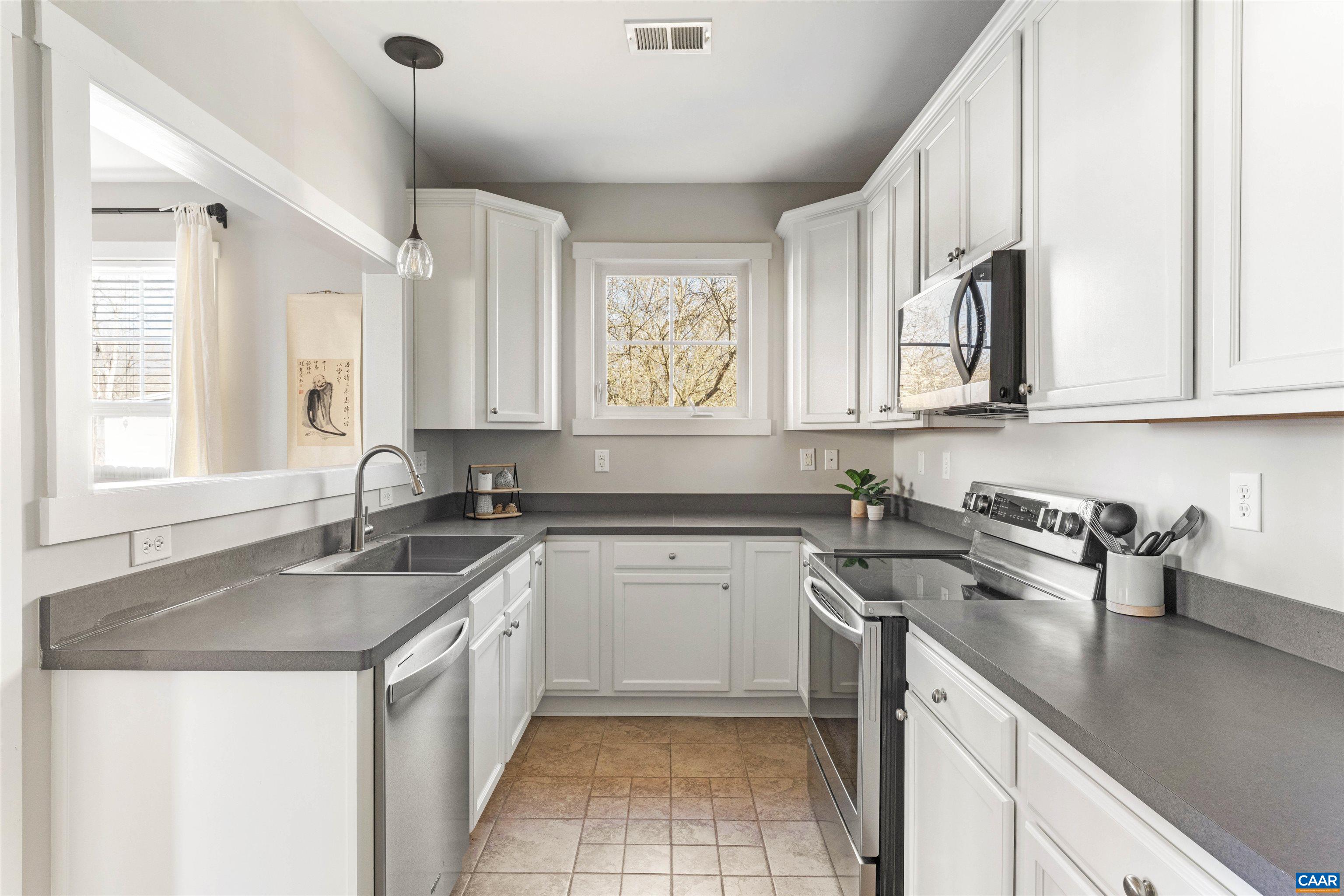 314 MARQUETTE CT