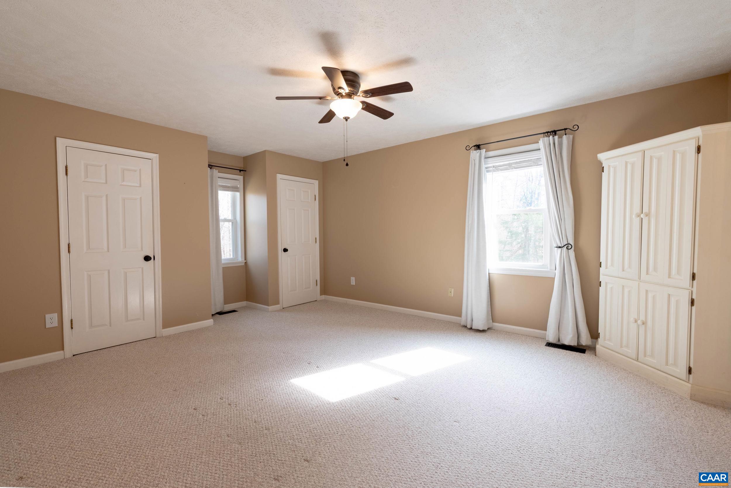 575 MILL RUN CT