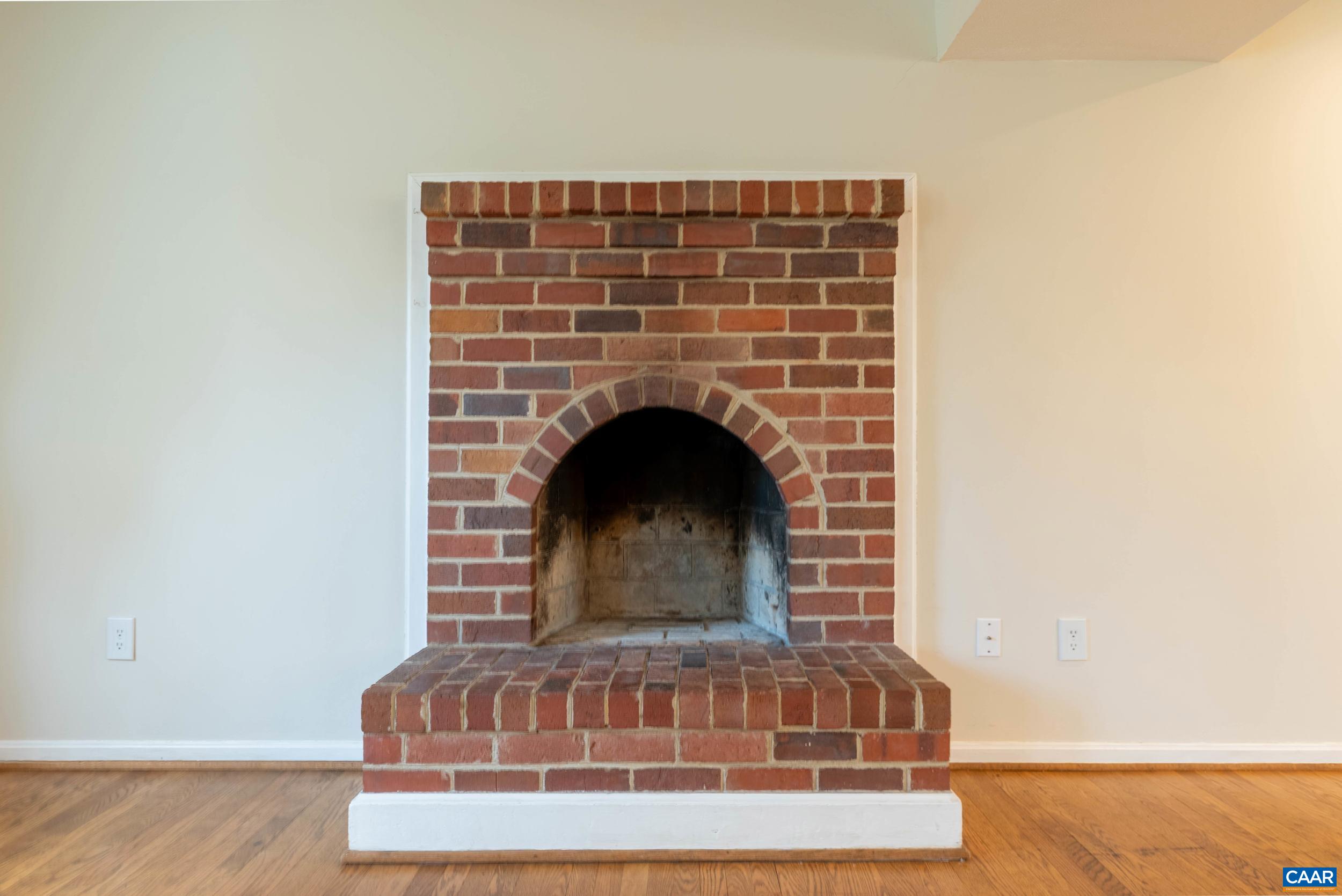 575 MILL RUN CT