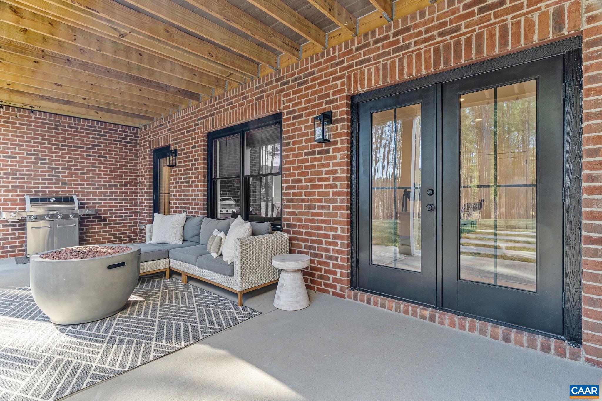 1263 BEAR ISLAND PKWY