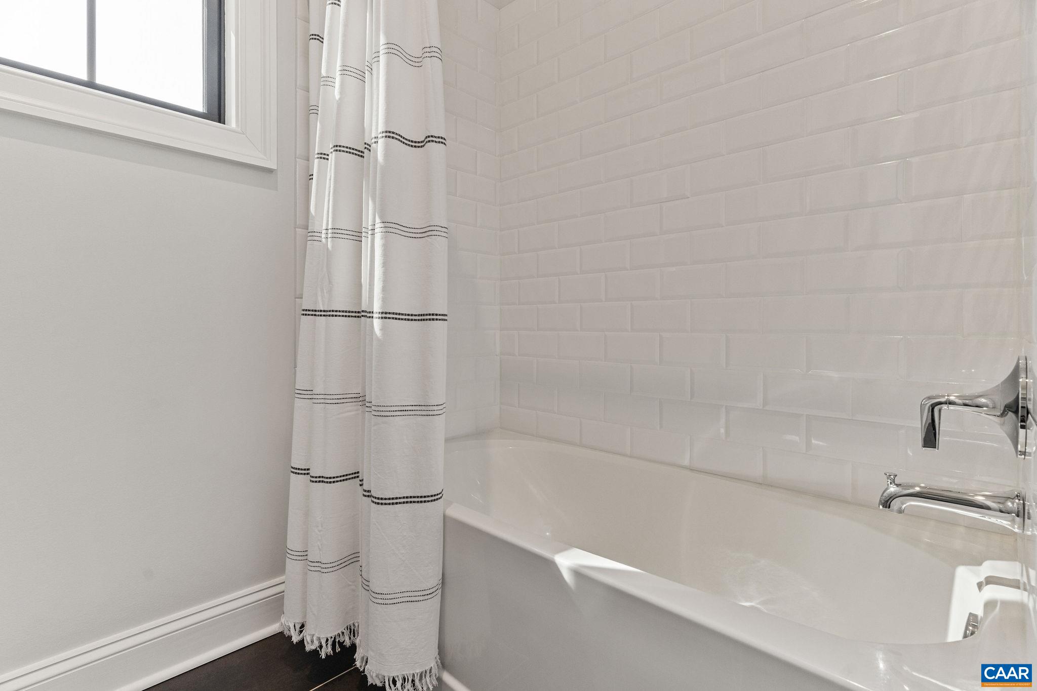 1263 BEAR ISLAND PKWY