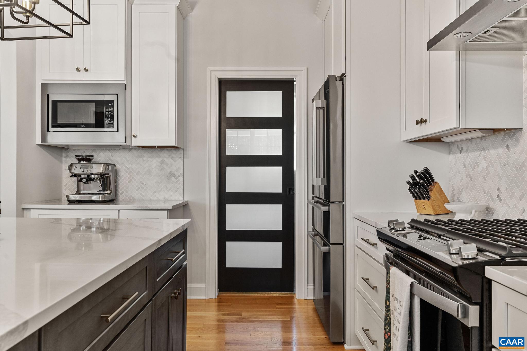 1263 BEAR ISLAND PKWY