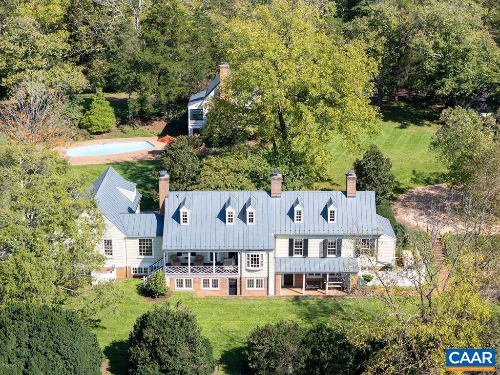 240 BROAD AXE RD