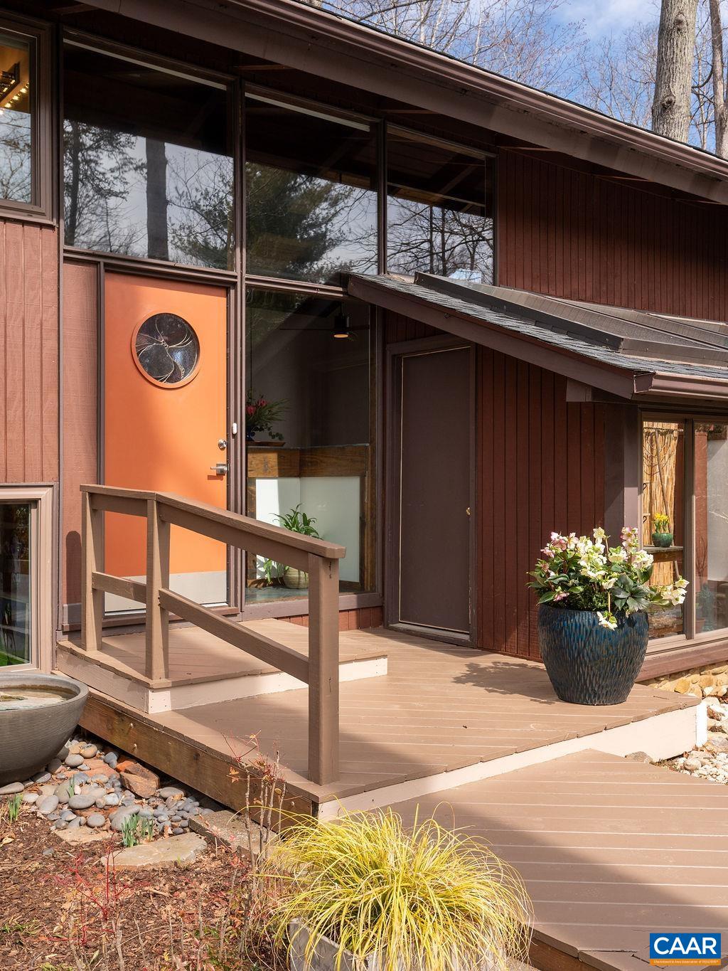 113 WILD FLOWER DR