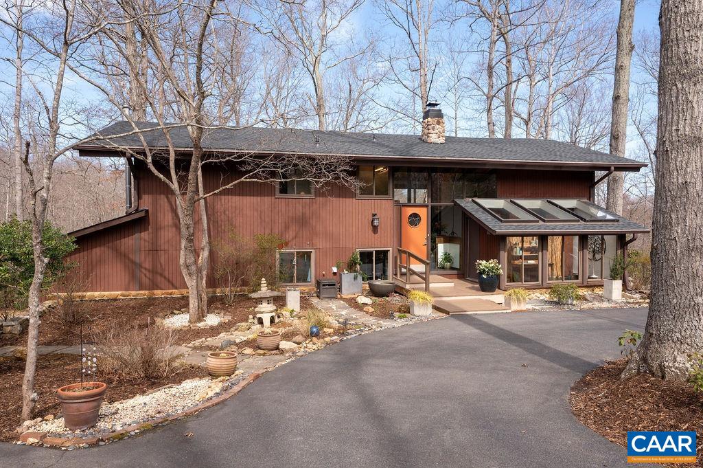 113 WILD FLOWER DR