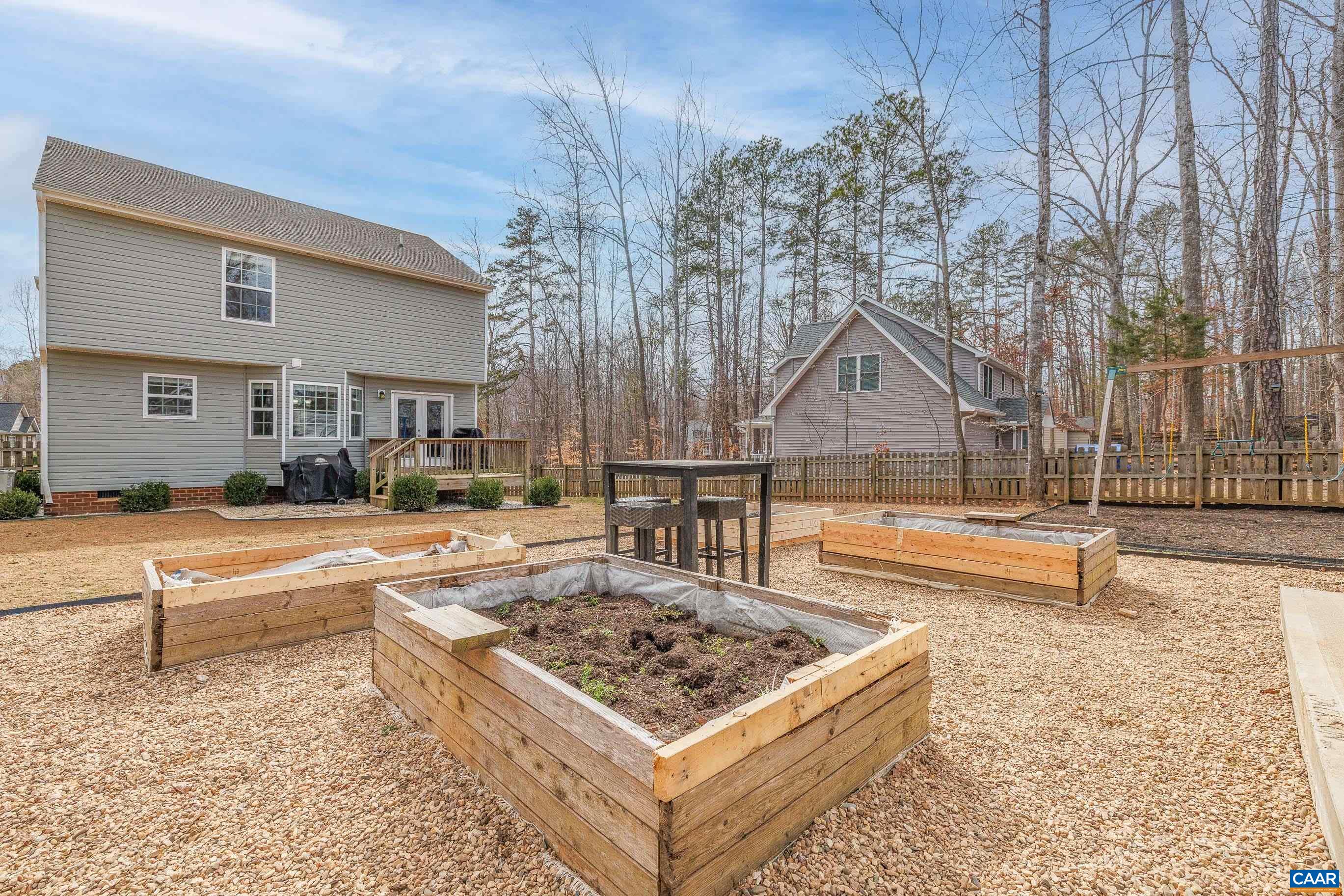 841 JEFFERSON DR
