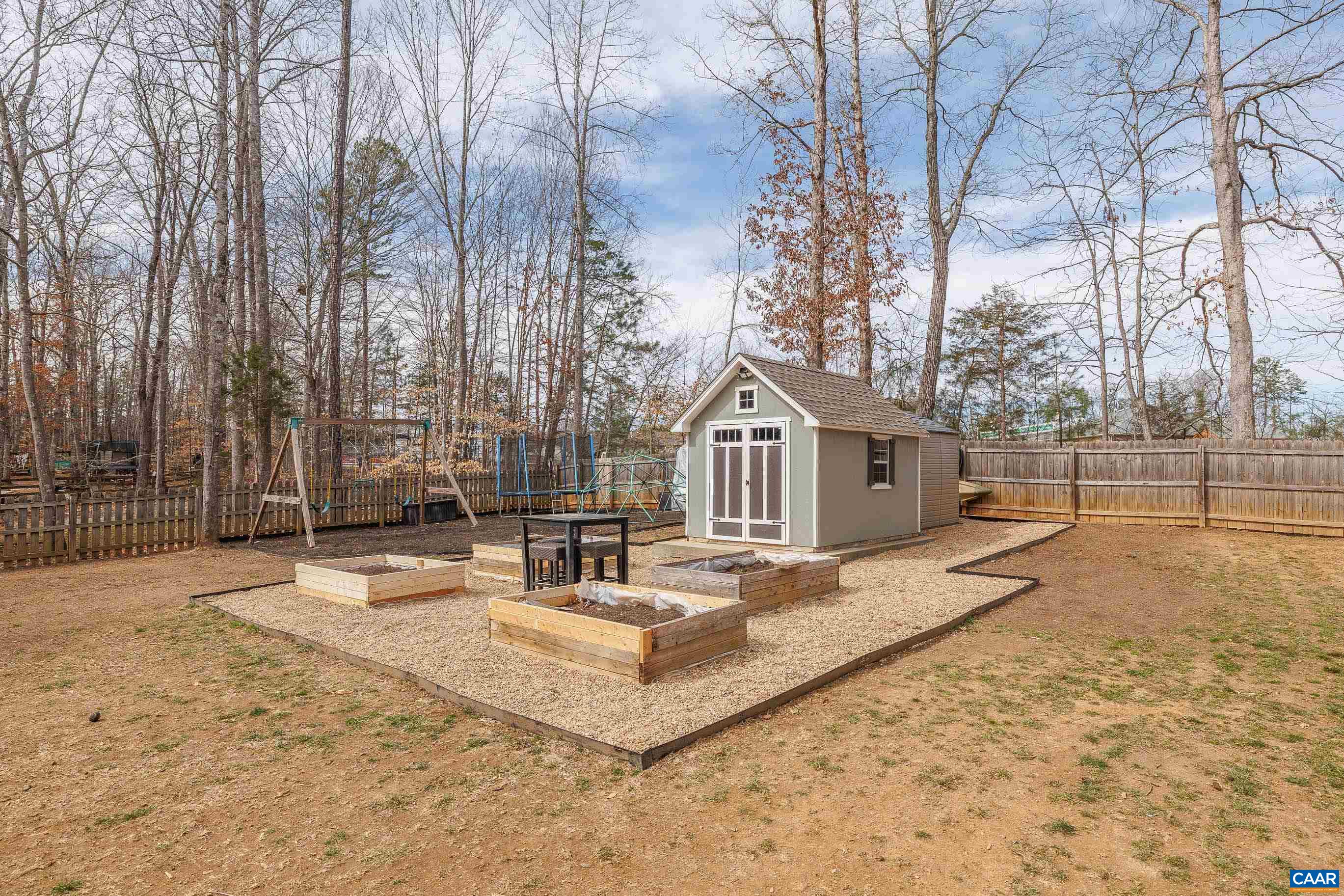 841 JEFFERSON DR