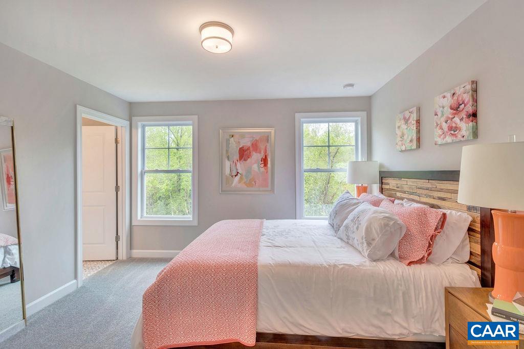 4 STEEP ROCK DR