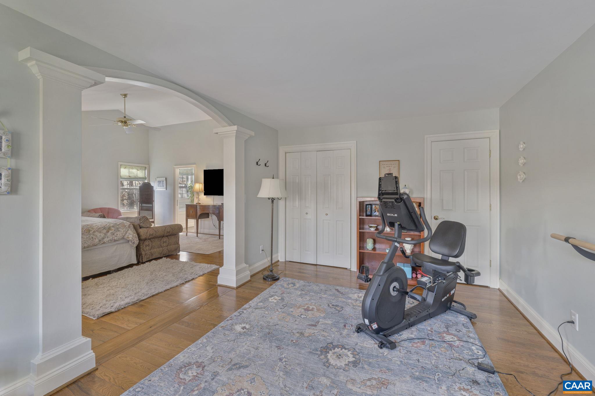 1338 DUNLORA DR