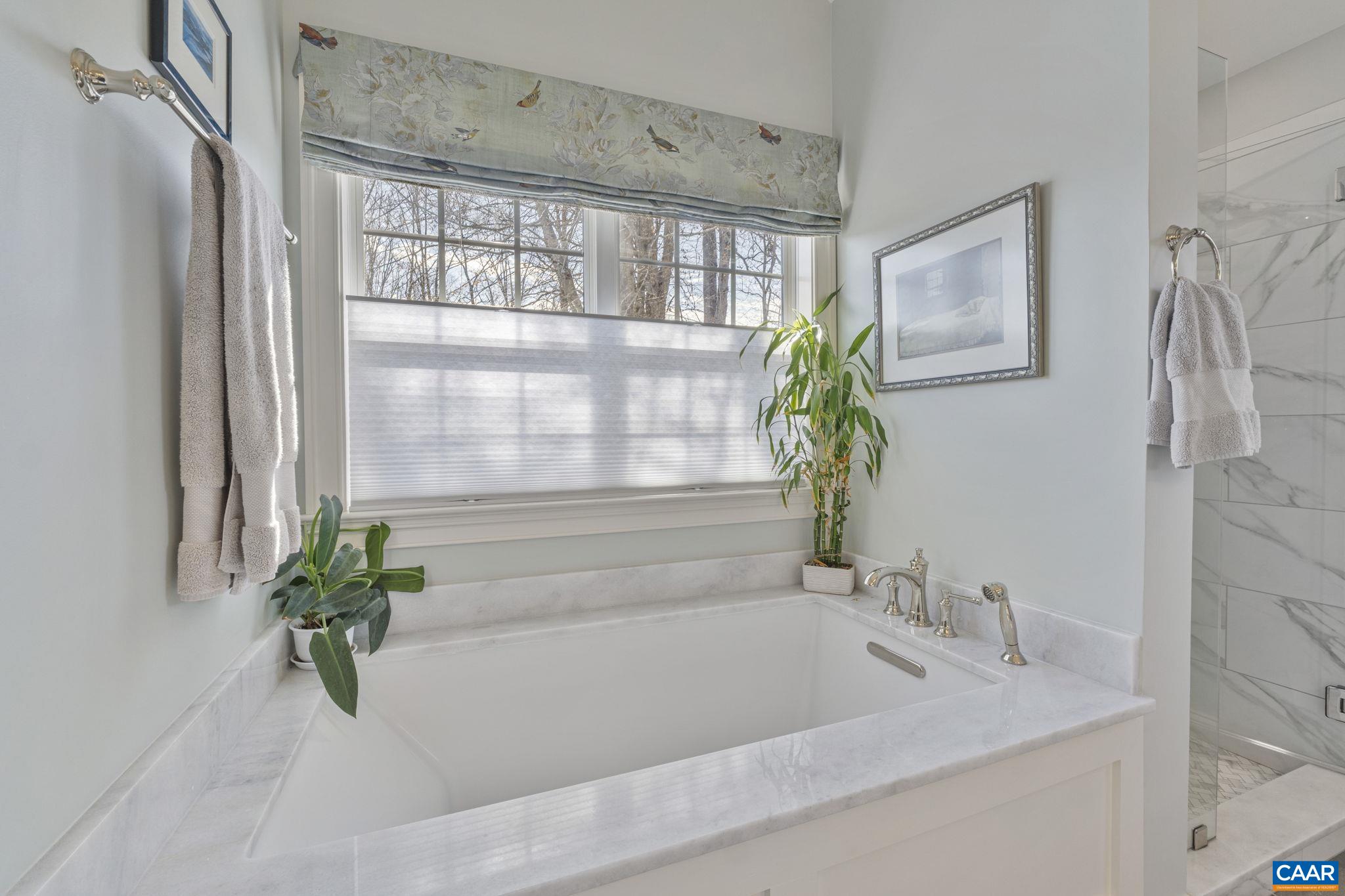 1338 DUNLORA DR