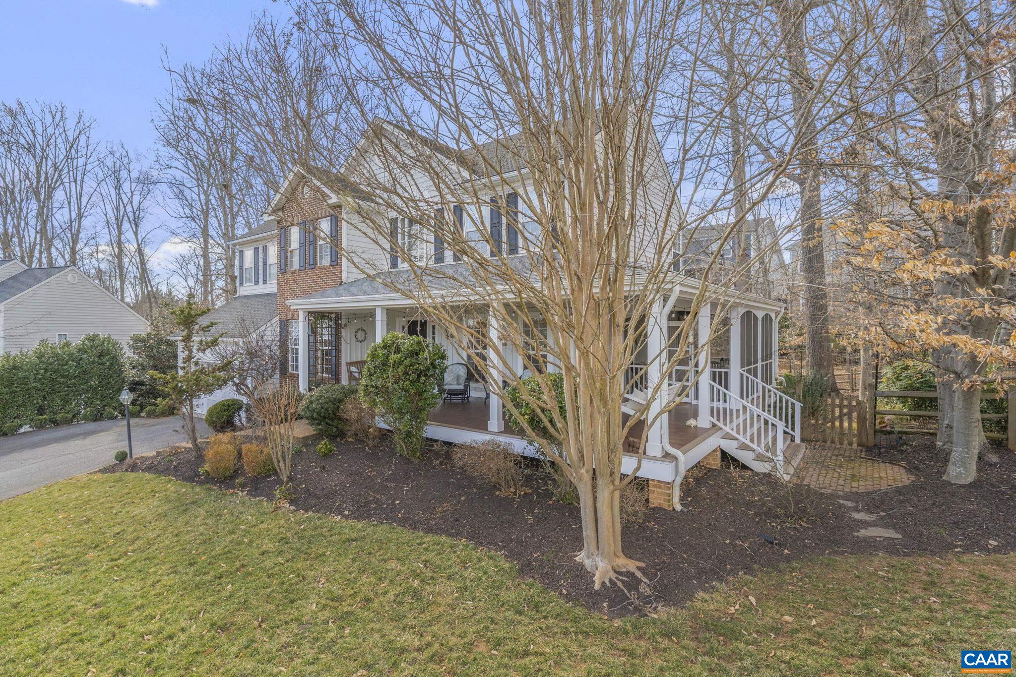 1338 DUNLORA DR