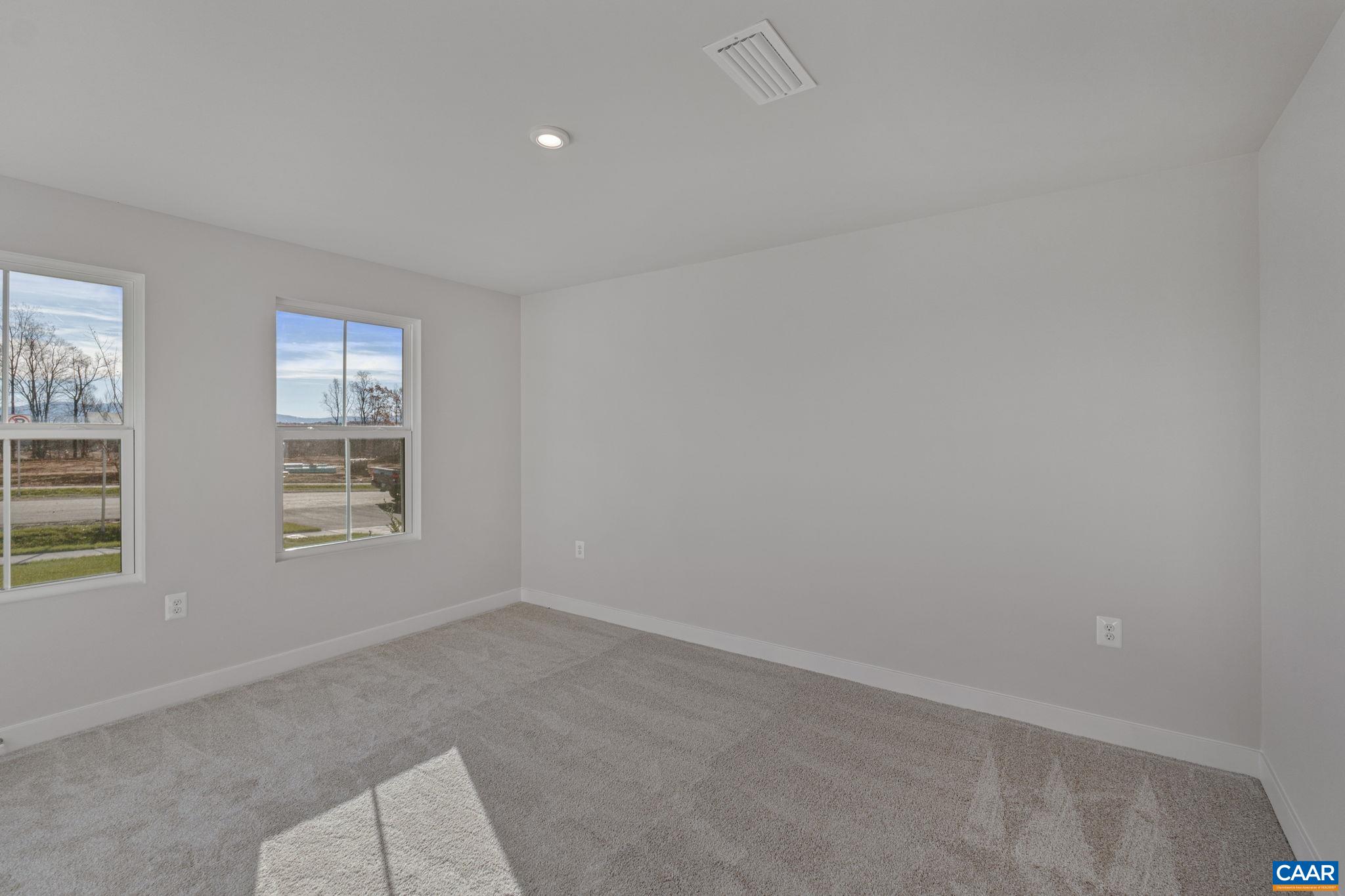 157 WHITE SANDS BLVD