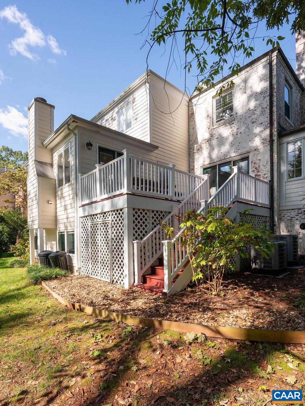 1334 RUGBY RD