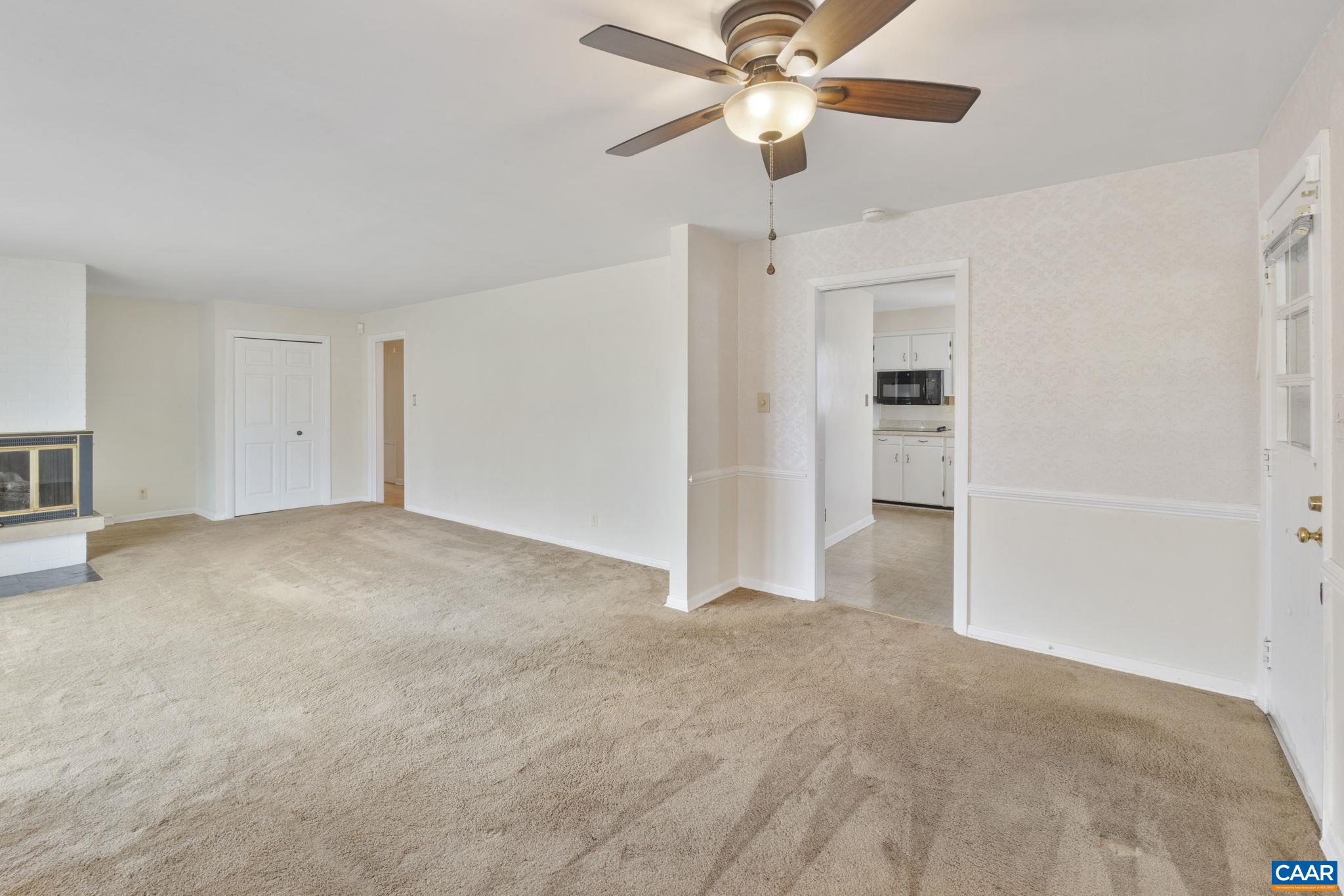 1340 LESTER DR
