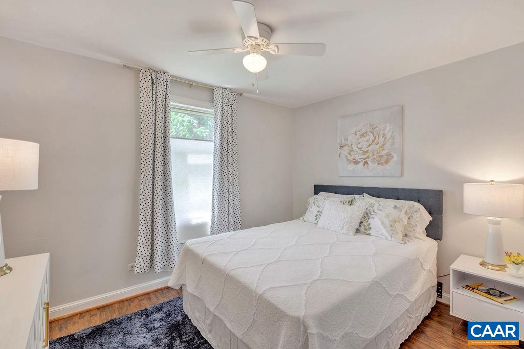 207 DOUGLAS AVE