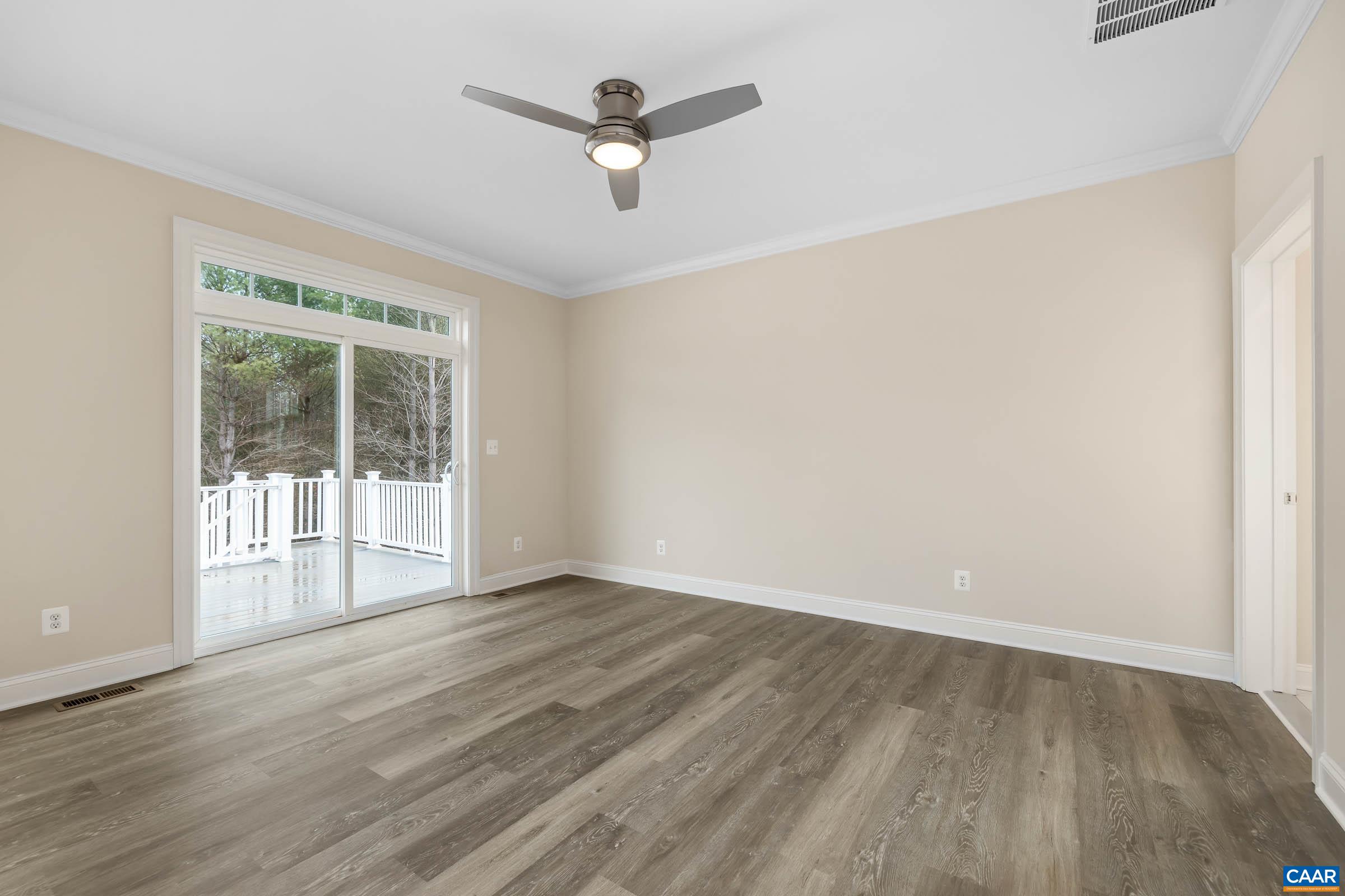 221 YATES CIR