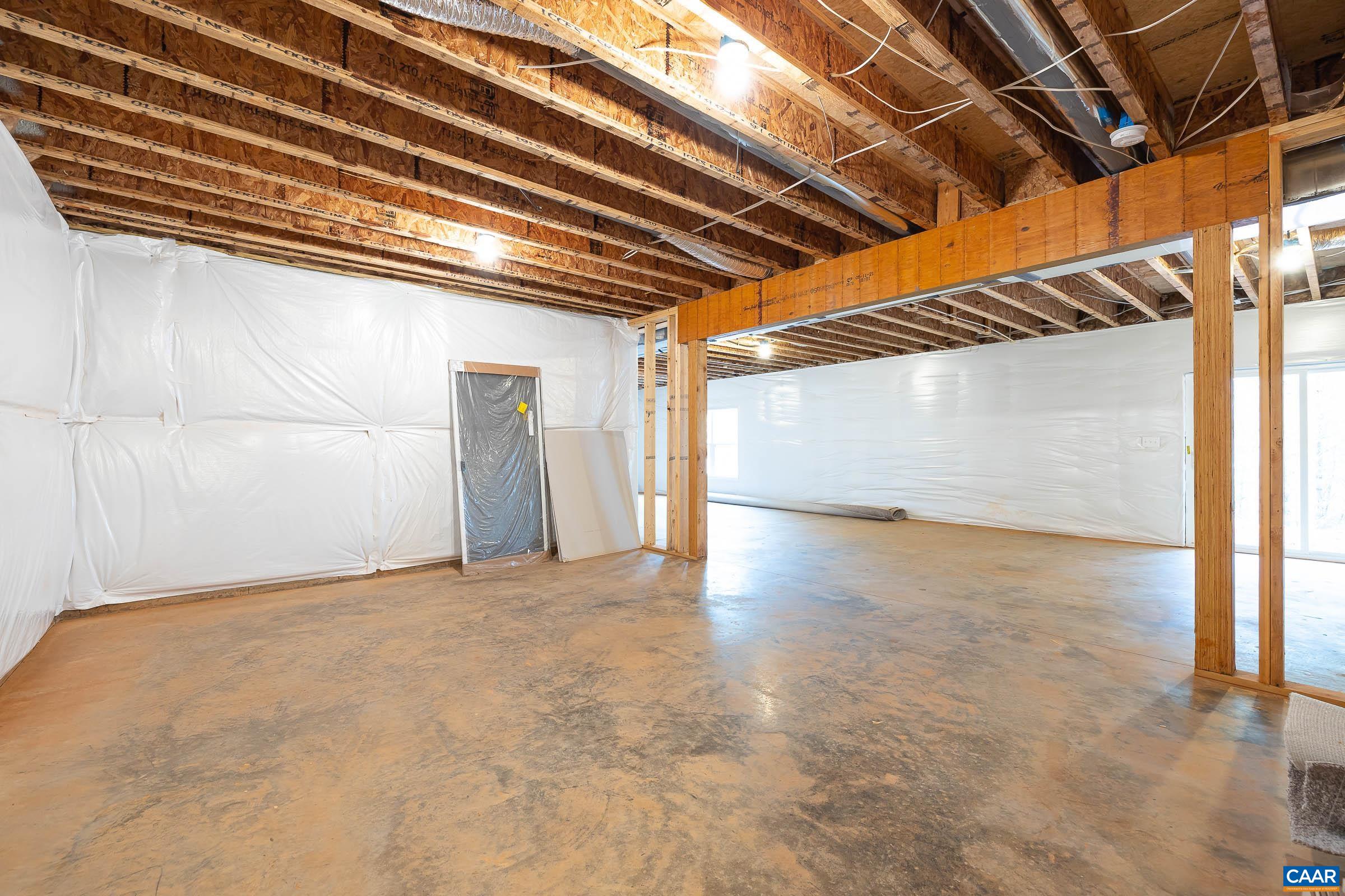 221 YATES CIR