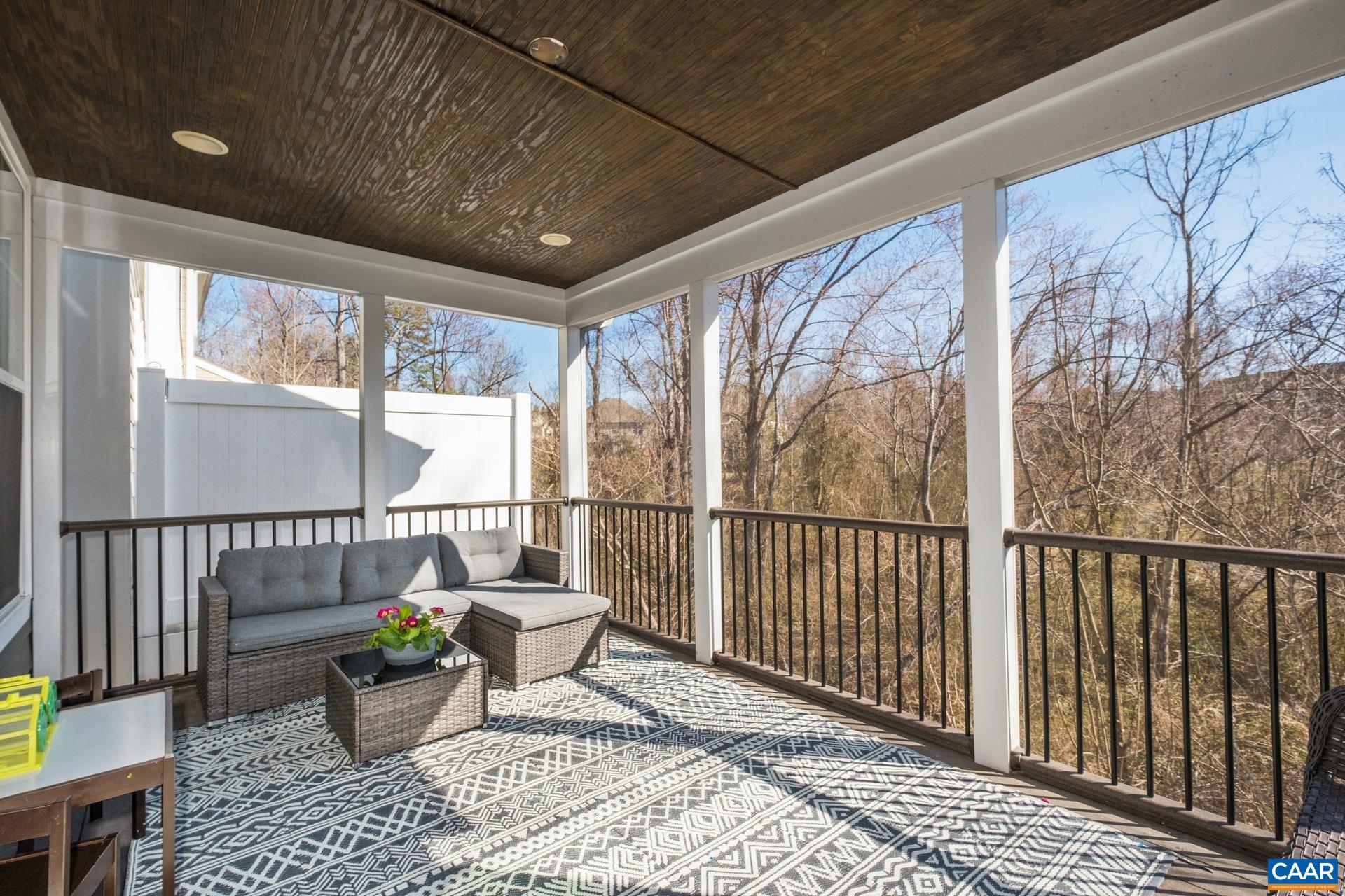 2940 TEMPLEHOF CT