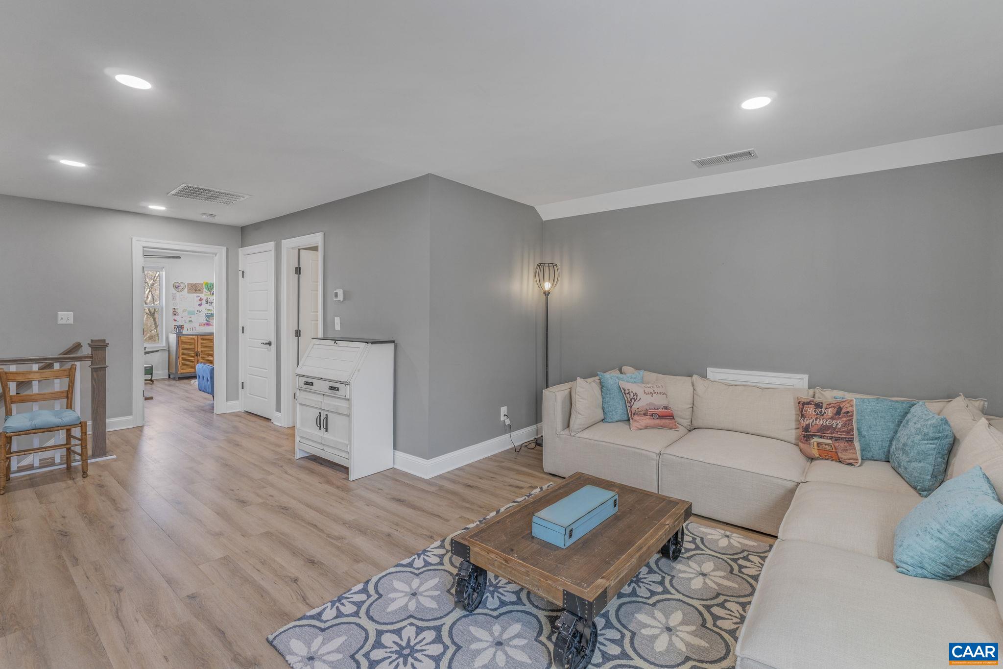 3391 MARSDEN PT