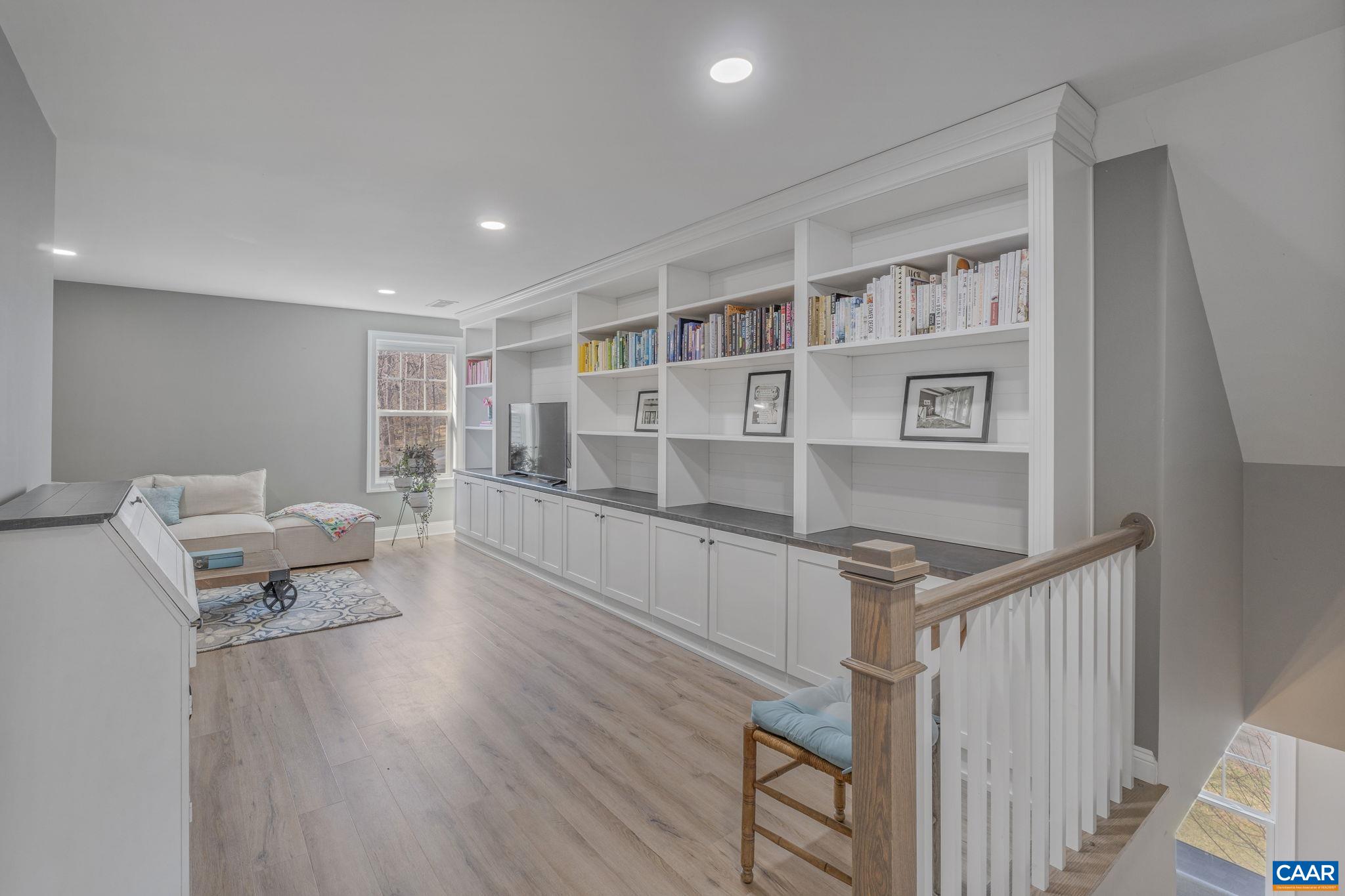 3391 MARSDEN PT
