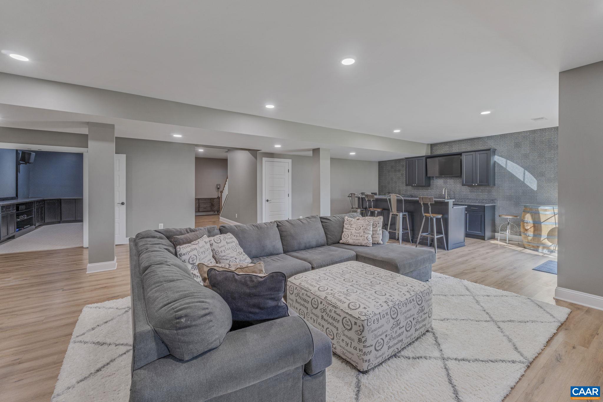 3391 MARSDEN PT