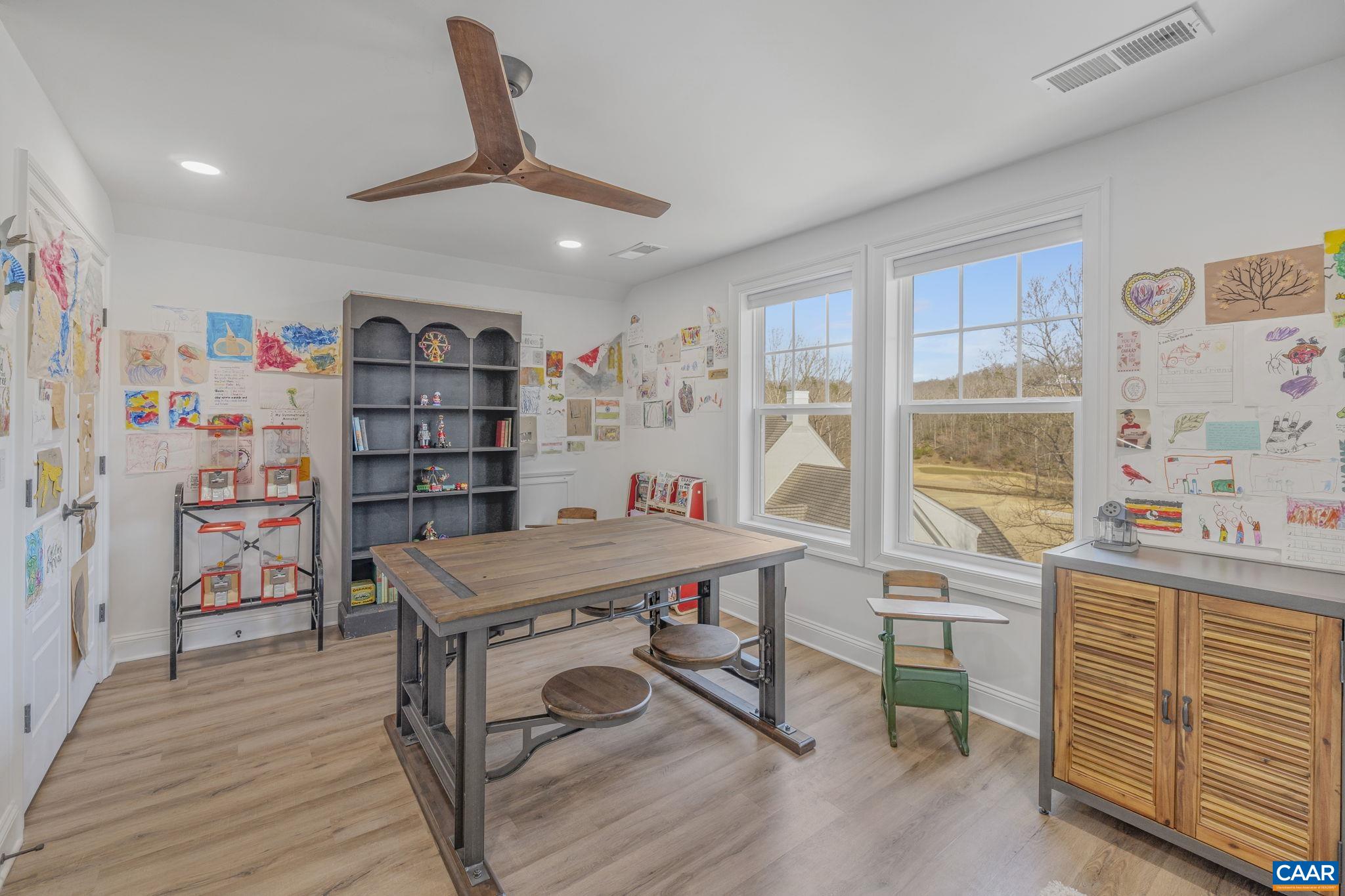 3391 MARSDEN PT