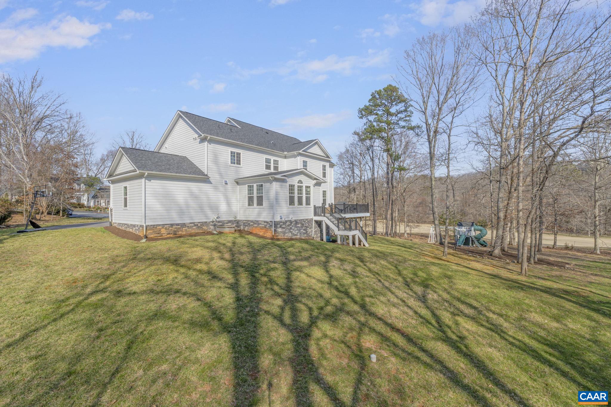 3391 MARSDEN PT