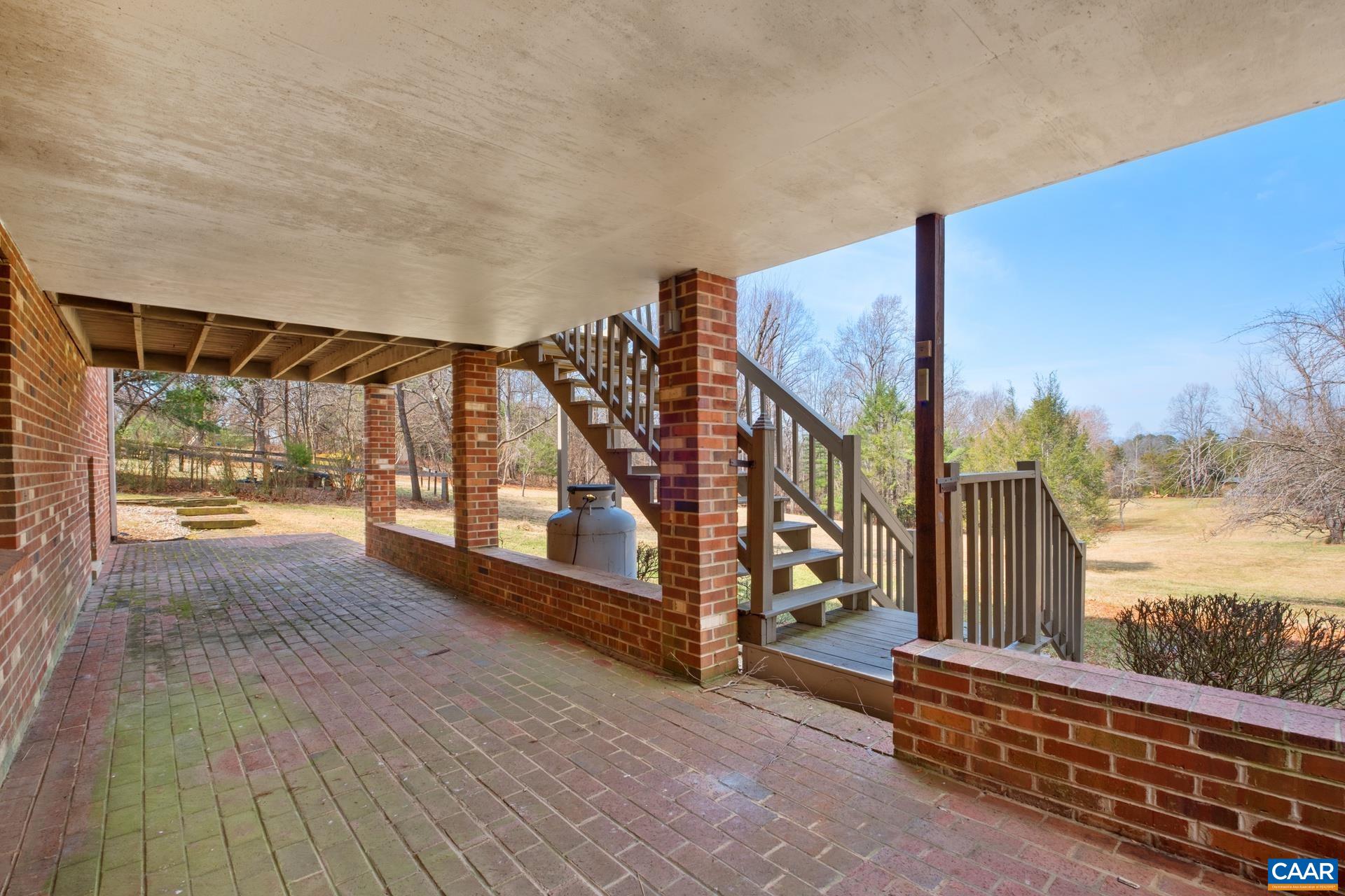 2198 POLO GROUNDS RD