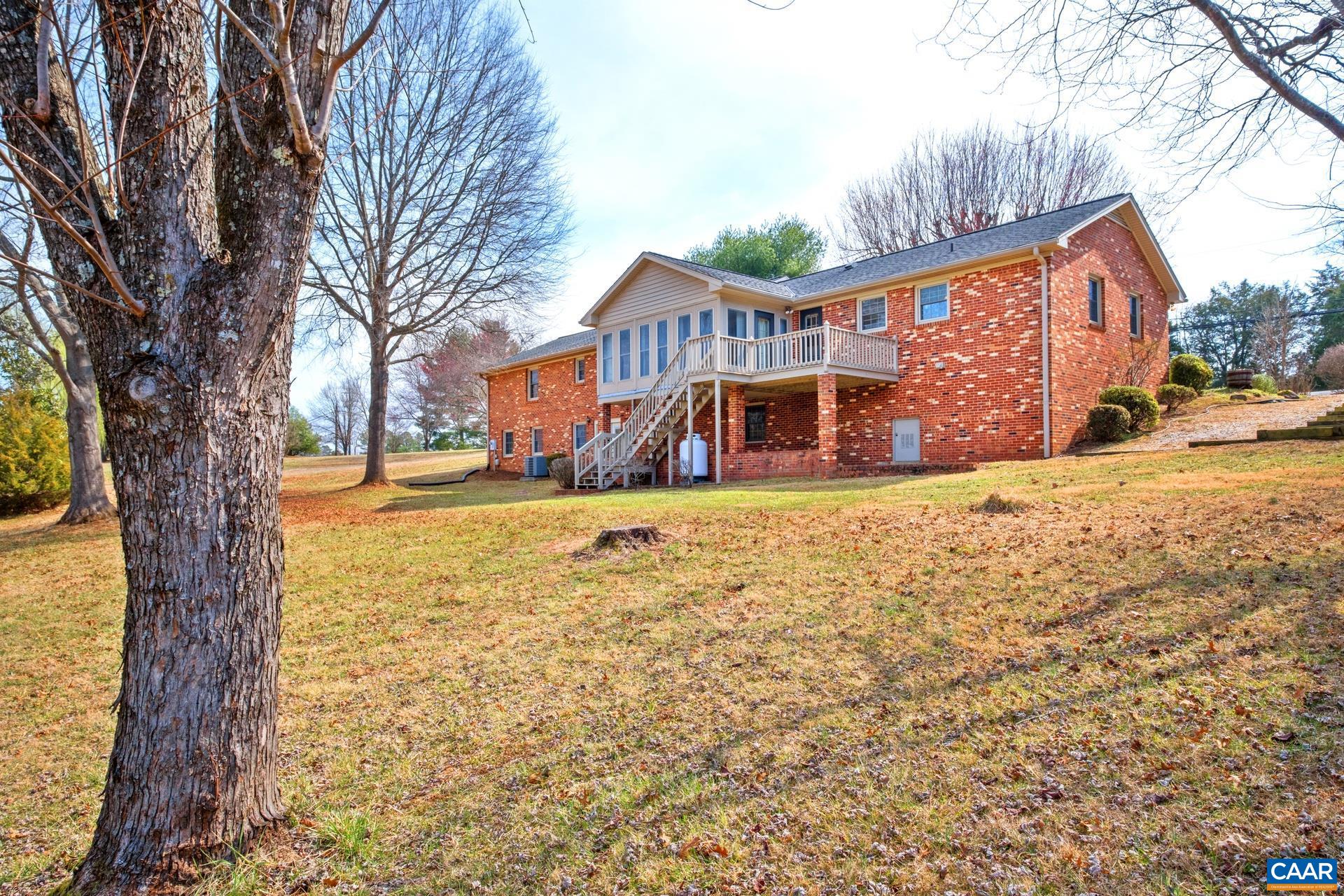 2198 POLO GROUNDS RD