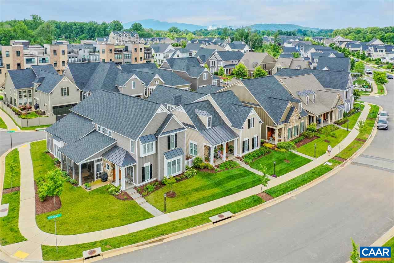 804 GOLF VIEW DR